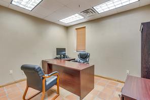 3500 Noble Avenue - Photo 12