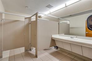 3500 Noble Avenue - Photo 22
