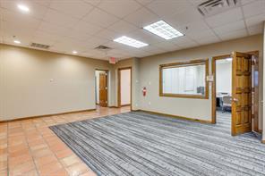 3500 Noble Avenue - Photo 6
