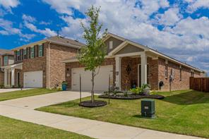 14114 Donahue Street - Photo 1