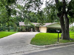 411 Brookwood Drive - Photo 1