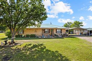 2073 Fm 1182 - Photo 1