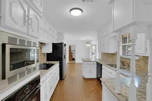 638 Arawe Circle E - Photo 5