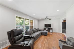1411 Robin Drive - Photo 13