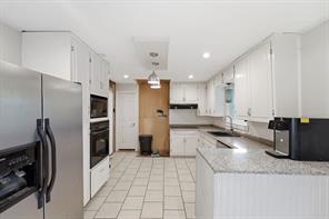 1411 Robin Drive - Photo 20
