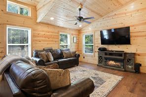 351 Private Road 6294 - Photo 4