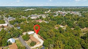 401 S Donoho Street - Photo 2