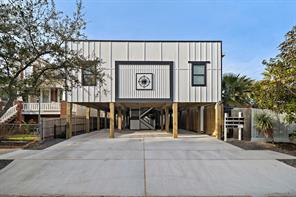 808 Sealy Avenue - Photo 2