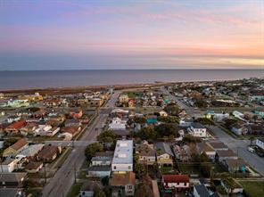 808 Sealy Avenue - Photo 24