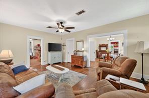 801 S Hall Street - Photo 6
