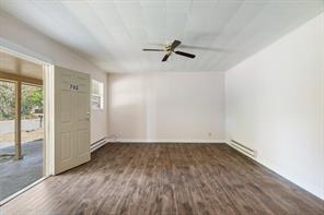 700 S Donoho Street - Photo 8