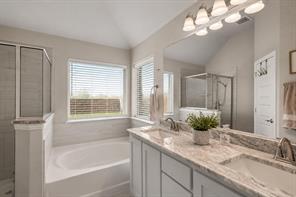 2325 Cambridge Avenue - Photo 16