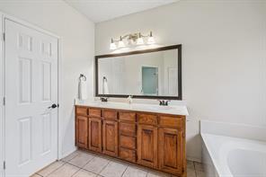 1711 Rushing Way - Photo 17