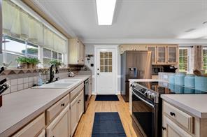 1511 Tower Road - Photo 14