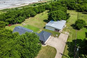 1511 Tower Road - Photo 2