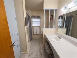306 Floyd Street - Photo 10