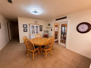 306 Floyd Street - Photo 4