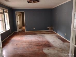 9611 Private Road 3826 - Photo 6
