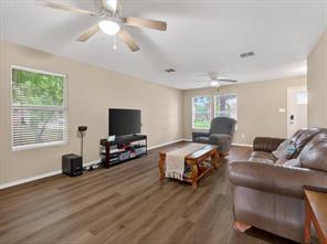 2405 Chestnut Drive - Photo 4