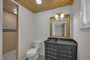 601 John Street - Photo 23