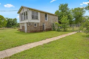 601 John Street - Photo 26
