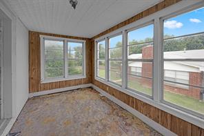 601 John Street - Photo 28