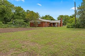 601 John Street - Photo 3