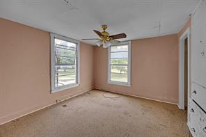 601 John Street - Photo 31