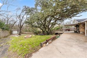 740 Wedgewood Drive - Photo 18