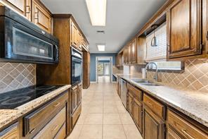 740 Wedgewood Drive - Photo 7