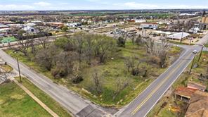 212 E Walnut Street - Photo 18