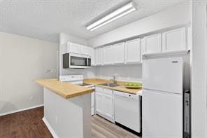 9825 Walnut Street - Photo 12