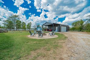 4510 County Road 2596 - Photo 22