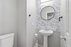 12521 Patnoe Drive - Photo 11