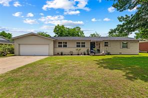 1213 Park Center Street - Photo 1