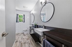 1213 Park Center Street - Photo 22