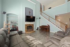 6705 Glade Drive - Photo 4