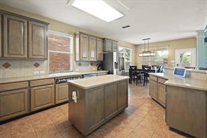 6705 Glade Drive - Photo 8