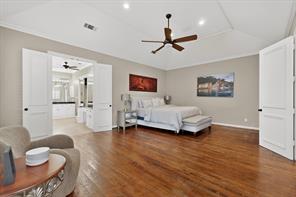 5700 Walden Drive - Photo 20