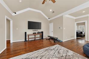 5700 Walden Drive - Photo 31