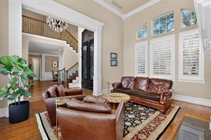 5700 Walden Drive - Photo 7