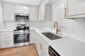 5308 South Drive - Photo 2
