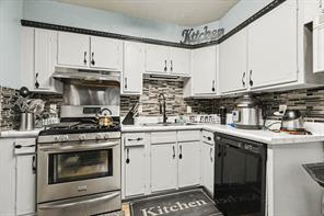 1003 Ash Street - Photo 13