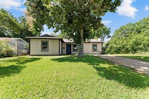3806 Castle Hills Drive - Photo 4
