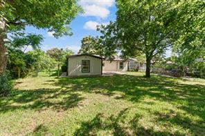3806 Castle Hills Drive - Photo 5