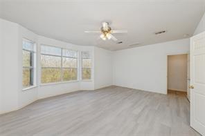 4921 Kingfisher Lane - Photo 11