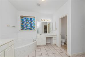 4921 Kingfisher Lane - Photo 13