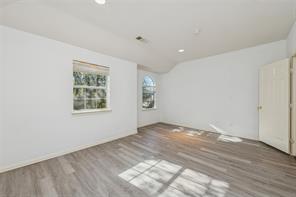 4921 Kingfisher Lane - Photo 27
