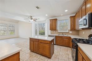 4921 Kingfisher Lane - Photo 6