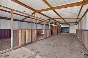 186 County Road 4430 - Photo 38